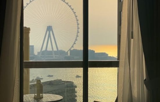 1BR apartment in JBR next to the BEACH, Pool, Gym