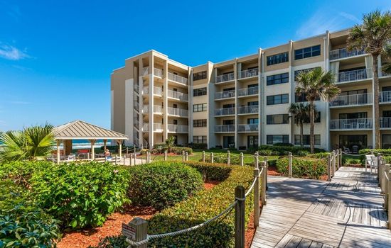 Oceanfront 2BR/2BA Condo at Castle Reef, NSB FL