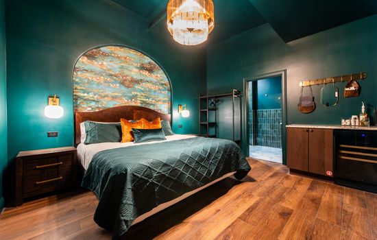 Hollyhock Suite 511: 1 bed/1 bath