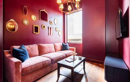 Hollyhock Suite 508: 2 beds/1 bath