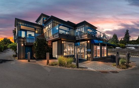 Sooke Harbour Penthouse