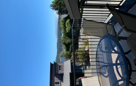 Sooke Harbour Getaway
