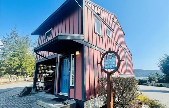 Sheringham Townhouse - Sooke