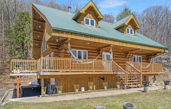 Log Cabin on 11ac  w/ SPA - 4 mins to Lac McGregor