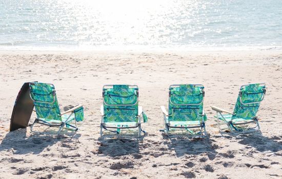 "Lost Loon" Oceanfront Cottage by Roxy Rentals