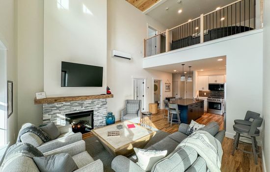 Cranmore | Brand New | 2-Story | Base of Mt | Pool