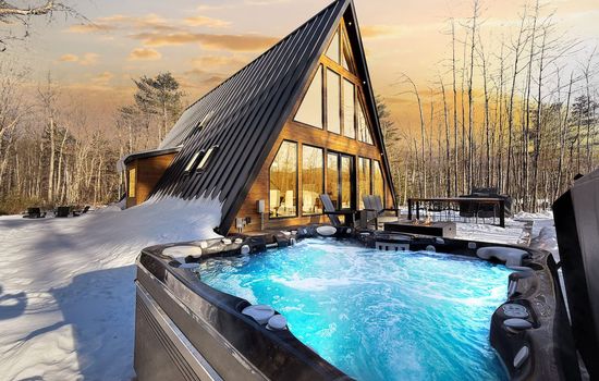Razor Brook Chalet | Luxury A-Frame with Hot Tub