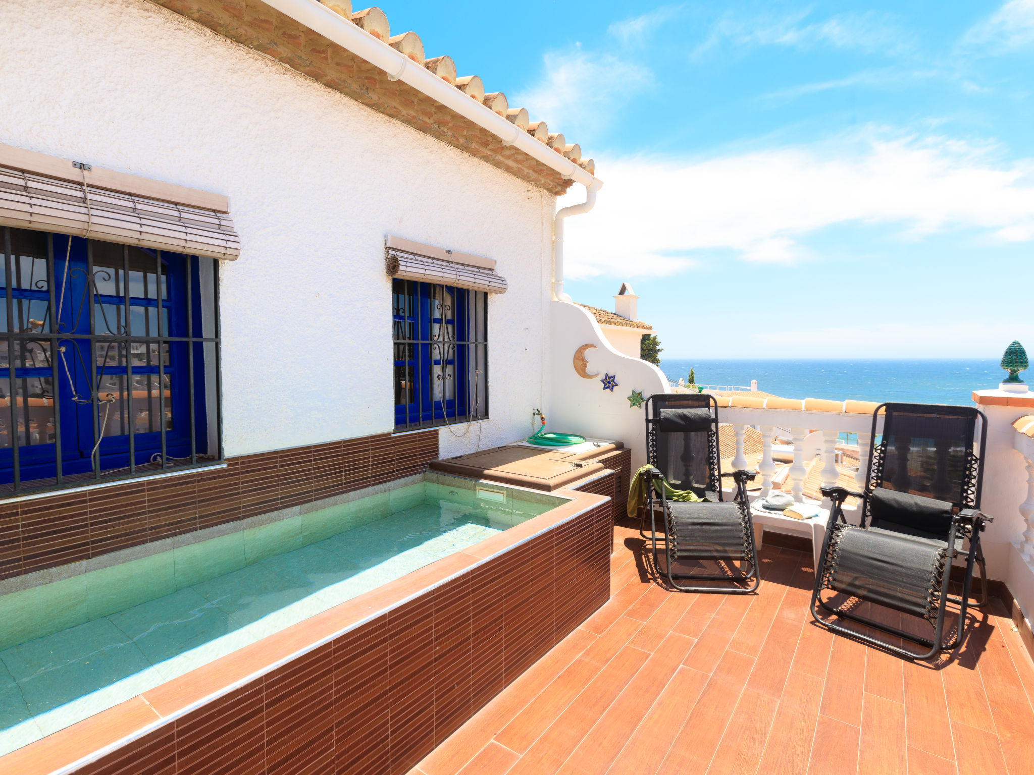 Nerja Penthouse Rentals | Lake.com