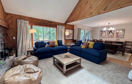 Pine Top Lodge | Spacious Family Home with a Pool!