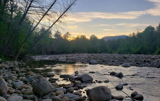 Rocky River Escape | Bartlett| Relax on the River!