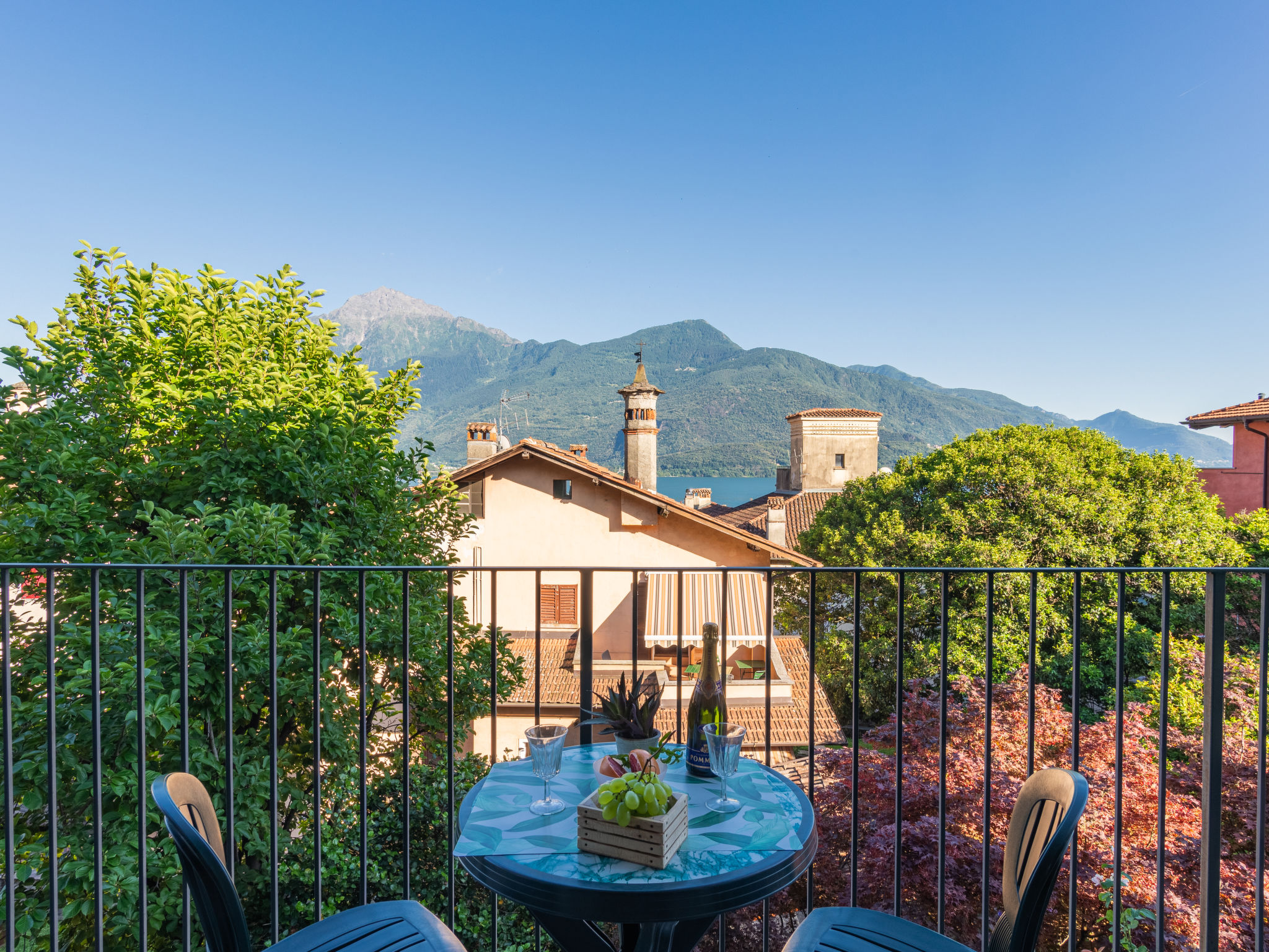 Bot Rentals | Lake.com