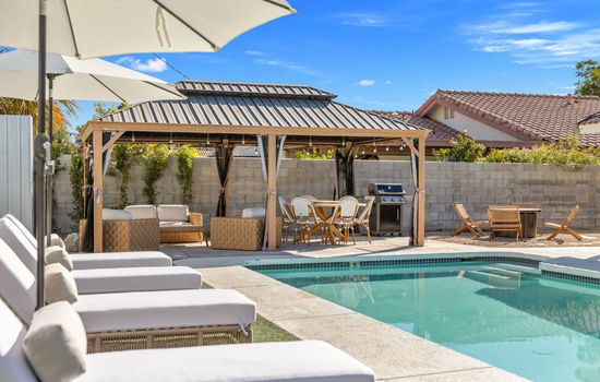 Rather Be Desert Getaway