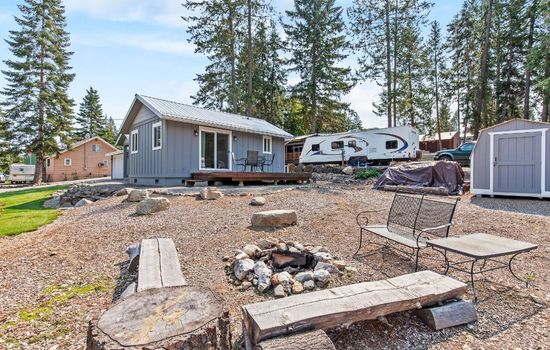 WATER & WOODS ADVENTURE / PETS WELCOME /SLEEPS 8