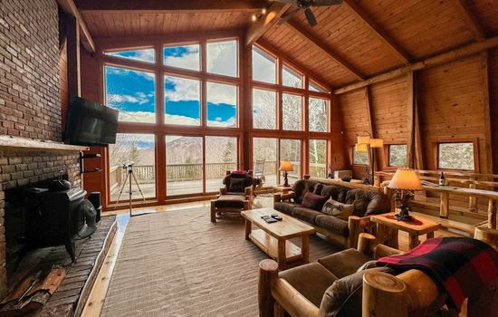 Mountain Villa | Mt. Washington Views | HotTub