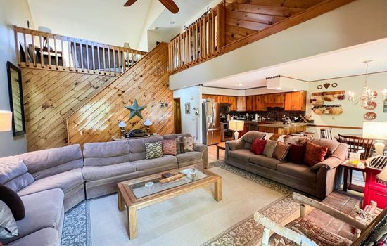 Spacious North Conway Home | Home Theater + Games