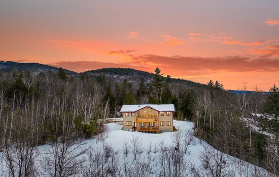 The Mountainview Escape | Luxury, Views & Hot Tub