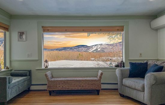 Ridge View Chalet | Incredible Views & Location