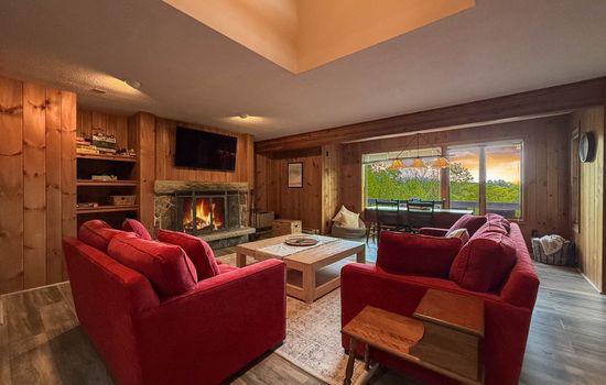 East Ledge Lodge | Views, Pool Table, Spacious