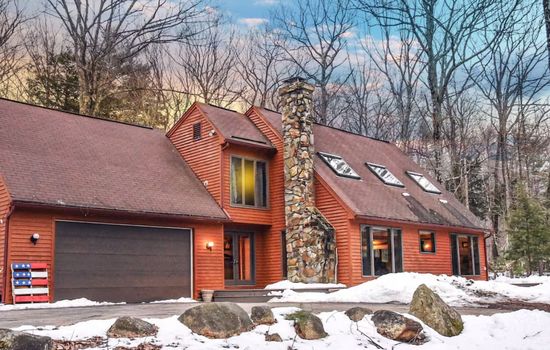 The North Woods Escape | 5BDRM, Hot Tub, Game Room