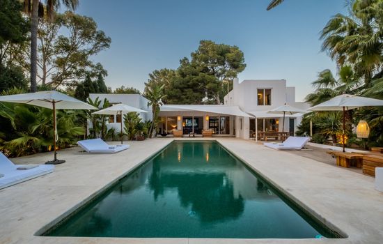 Exclusive 5 Bedroom Villa in Ibiza City, 1266