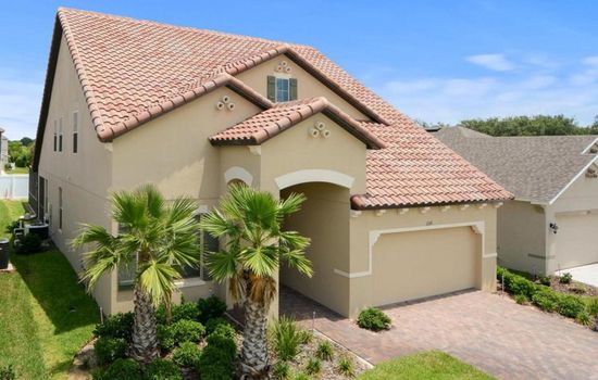 Picture Relaxing in Your Orlando Villa 1006