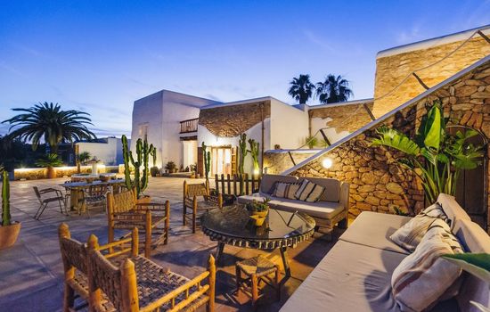 Stunning Villa in Santa Gertrudis, 1080