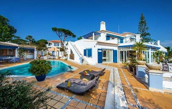 Beachside Luxury Villa with Pool –  Villa 1033