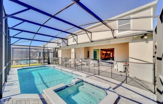 Picture Renting Your Own Luxury Villa on the Exclusive Windsor Island Resort, close to Disney, Orlando Villa 6382