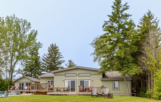 Westlake Consecon Lodge; beach pass!