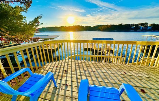 Hickory Haven: Private Lakefront Home 