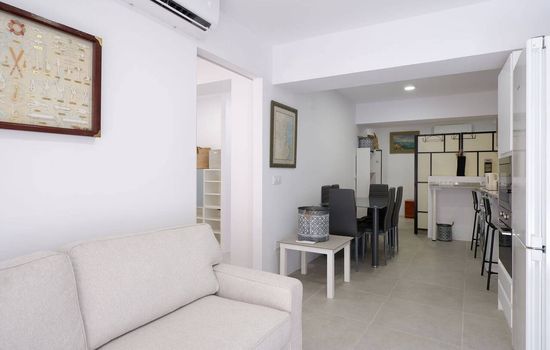 El Cabanyal: Modern 2-Bedroom Apt by the Sea
