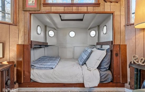 Shipwreck with Upper Deck & Kayaks & Canoes