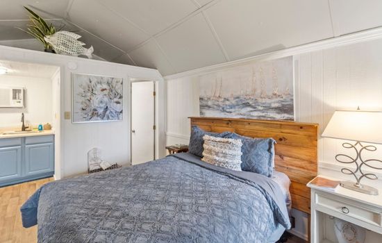 Pelican's Nest, Caddo Lake, Oil City