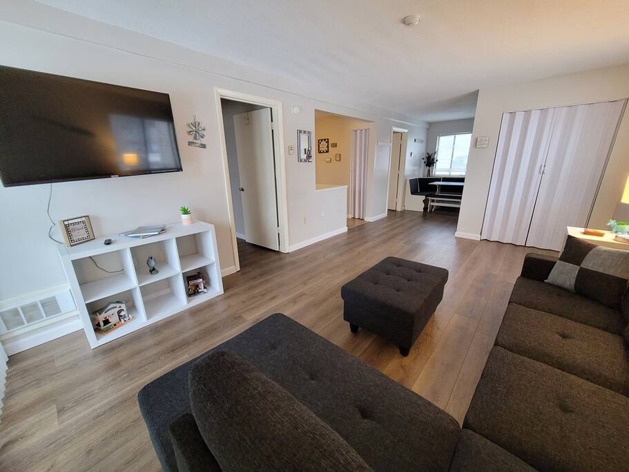 2 Bdrm Condo walking distance to Weirs Beach and much more!!