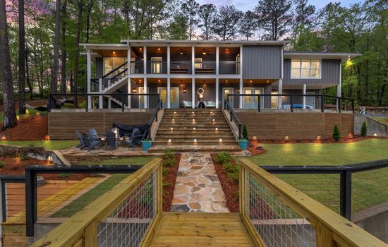 Turtle Cove Retreat - A Luxury, Lakefront Home