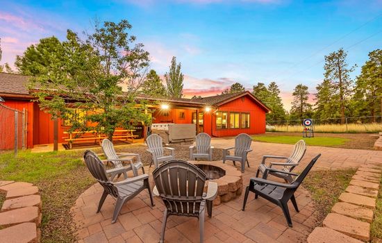 Peaks & Pines 5-BR House| Spa•Game Rm•Views•Trails