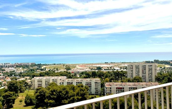 Appt 2 bd-4 pers-Pool wifi Tennis Park-Sea view