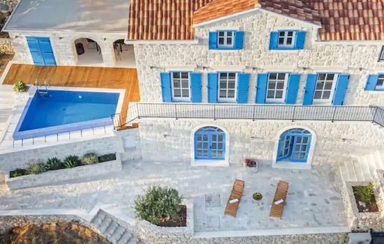 Incredibly beautiful Stone House Villa Lota