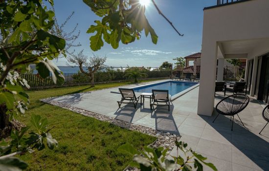 Strandnahe Villa Kara Sevda für 10 Personen