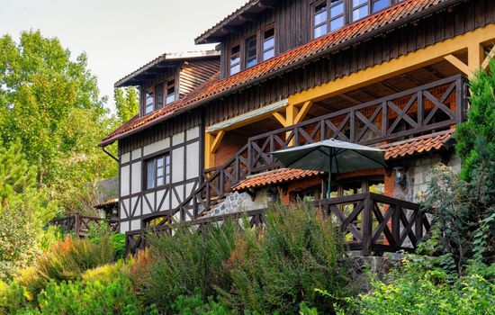 Gartenstudio mit Seeblick in Villa