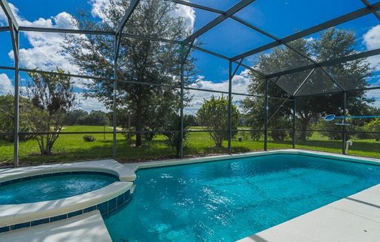 Ruhige Glenbrook-Flucht in der Nähe von Disney