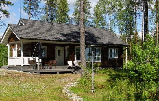 Ferienvilla mit Sauna und Garten am See