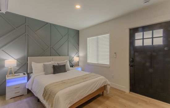 Explore CDA with Ease – Renovated Studio Near Lake & Downtown!