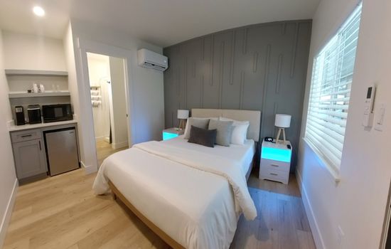 Brand New Studio - Pet Friendly- Downtown CDA