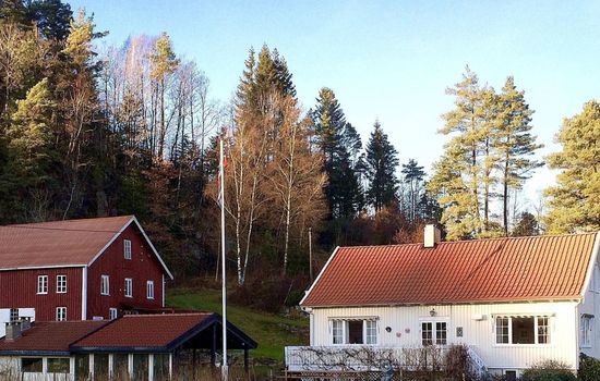 mit Blick auf das Wasser