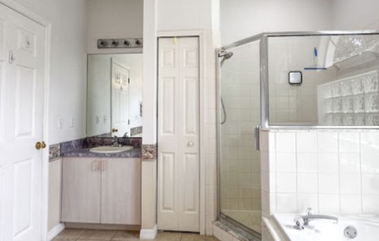 Ruhige Disney Area Villa mit ganztägiger Sonne und Pool