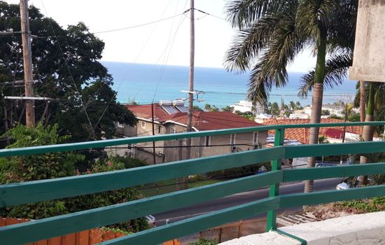 "Peaceful Escape" mit Terrasse