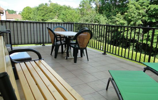 1805 Saine Montagnes du Jura mit Spa & Sauna