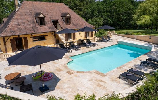 Luxus-Ferienhaus mit beheiztem Pool in der Dordogne