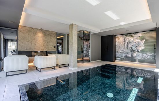 Loge aux Loups, Innenpool, Sauna, nahe am See